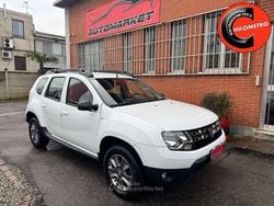 Bianco Usata 2014 Dacia Duster Lauréate SUV | 6990 € (Buon prezzo)
