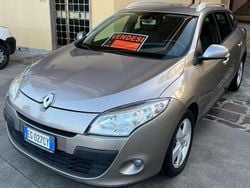 Beige Usata 2011 Renault Mégane III Station wagon | 4500 € (Molto cara)