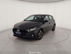 Grigio Usata 2023 Hyundai i20 Tre volumi | 15.200 € (Ottimo prezzo)