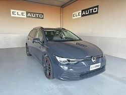 Grigio Usata 2021 VW Golf VIII Life Station wagon | 20.900 € (Ottimo prezzo)