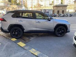 Grigio met. tetto nero Usata 2020 Toyota RAV4 Hybrid Style SUV | 27.900 € (Buon prezzo)