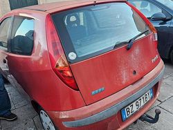 Rosso Usata 2002 Fiat Punto Due volumi | 1200 € (Ottimo prezzo)
