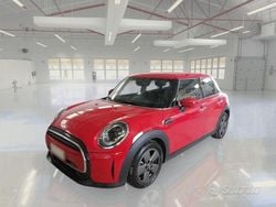 Rosso Usata 2021 Mini Cooper Classic Due volumi | 19.300 € (Ottimo prezzo)