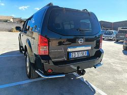 Nero Usata 2010 Nissan Pathfinder SUV | 11.000 € (Buon prezzo)