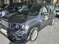 Grigio Usata 2024 Jeep Renegade Altitude SUV | 27.000 € (Molto cara)