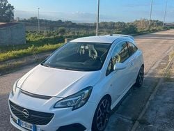 Bianco Usata 2016 Opel Corsa OPC Tre volumi | 15.700 € (Cara)