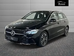Grigio Nuova 2025 Mercedes B180 Monovolume | 38.900 € (Buon prezzo)