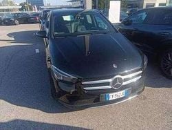 Nero Usata 2019 Mercedes B180 Monovolume | 18.900 € (Buon prezzo)