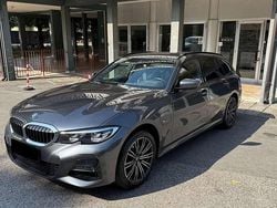 Grigio Usata 2022 BMW 320e M Sport Station wagon | 28.950 € (Ottimo prezzo)