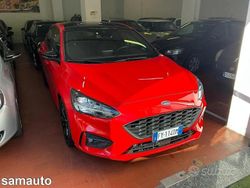 Rosso Usata 2019 Ford Focus ST Tre volumi | 14.500 € (Buon prezzo)