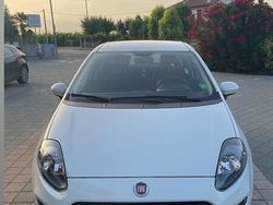 Usata 2016 Fiat Punto Due volumi | 7900 € (Cara)