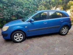 Usata 2007 Kia Rio Tre volumi | 1500 €