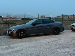 Grigio Usata 2016 Alfa Romeo Giulia Tre volumi | 15.000 € (Buon prezzo)
