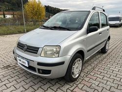 Grigio Usata 2009 Fiat Panda Dynamic Tre volumi | 4400 € (Buon prezzo)