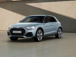 Grigio chronos metallizzato nero mito me Nuova 2025 Audi A1 Design Tre volumi | 31.200 € (Buon prezzo)