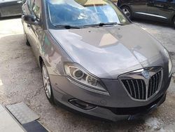Grigio Usata 2010 Lancia Delta Due volumi | 2950 € (Buon prezzo)