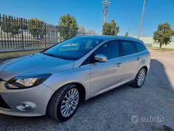 Grigio Usata 2011 Ford Focus Titanium Station wagon | 6700 € (Buon prezzo)