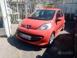Rosso Usata 2010 Peugeot 107 Due volumi | 3800 € (Buon prezzo)