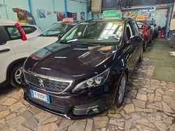 Blu Usata 2018 Peugeot 308 Business-Line Tre volumi | 9999 € (Buon prezzo)