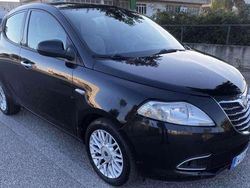 Nero Usata 2014 Lancia Ypsilon Gold Due volumi | 4800 € (Ottimo prezzo)