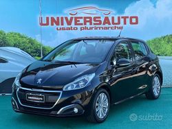 Nero Usata 2019 Peugeot 208 Active Due volumi | 9800 € (Buon prezzo)