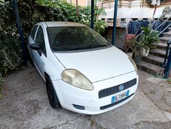 Bianco Usata 2007 Fiat Grande Punto Due volumi | 1900 € (Buon prezzo)