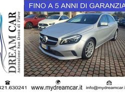 Gray Usata 2016 Mercedes A160 Tre volumi | 14.000 € (Buon prezzo)