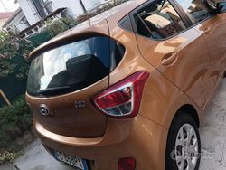 Giallo Usata 2016 Hyundai i10 Due volumi | 8000 € (Buon prezzo)