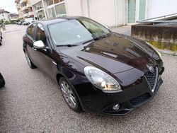 Nero etna Usata 2017 Alfa Romeo Giulietta Tre volumi | 11.500 € (Buon prezzo)