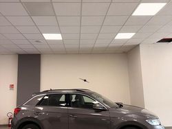 Grigio Usata 2022 VW T-Roc R-line SUV | 22.900 € (Ottimo prezzo)