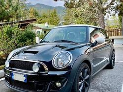 Nero Usata 2013 Mini Cooper SD Due volumi | 7800 € (Buon prezzo)