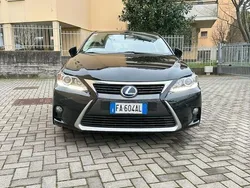 Usata 2015 Lexus CT200h Executive Line Tre volumi | 12.500 € (Buon prezzo)
