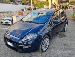 Nero Usata 2010 Fiat Punto Active Tre volumi | 2400 € (Ottimo prezzo)