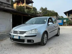 Usata 2008 VW Golf V Due volumi | 2200 € (Ottimo prezzo)