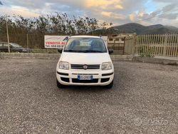 Bianco Usata 2008 Fiat Panda Tre volumi | 2800 € (Buon prezzo)