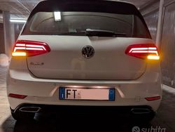 Bianco Usata 2019 VW Golf VII Sport Tre volumi | 15.200 € (Buon prezzo)
