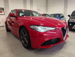 Rosso Usata 2019 Alfa Romeo Giulia Executive Tre volumi | 24.500 € (Ottimo prezzo)