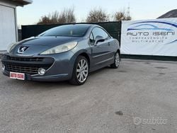 Verde Usata 2009 Peugeot 207 CC Cabrio | 4490 € (Buon prezzo)