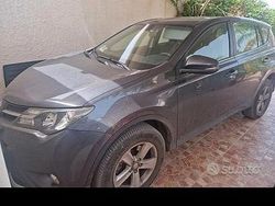 Grigio Usata 2013 Toyota RAV4 Lounge SUV | 10.000 €