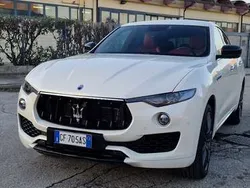 Usata 2017 Maserati Levante SUV | 32.000 € (Cara)