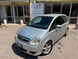 Argento Usata 2007 Opel Meriva Cosmo Monovolume | 2700 € (Buon prezzo)