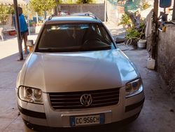 Grigio Usata 2002 VW Passat Station wagon | 1500 € (Buon prezzo)