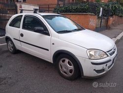 Usata 2003 Opel Corsavan Due volumi | 1500 €