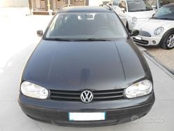 Nero Usata 2002 VW Golf IV Station wagon | 2900 € (Molto cara)