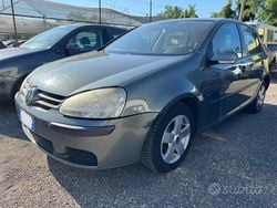 Grigio Usata 2006 VW Golf V Comfortline Tre volumi | 1500 € (Super prezzo)