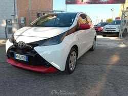 Usata 2016 Toyota Aygo Due volumi | 7500 € (Ottimo prezzo)