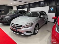 Grigio Usata 2014 Mercedes A180 Edition Tre volumi | 9300 € (Buon prezzo)