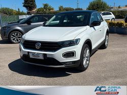 Bianco Usata 2019 VW T-Roc Advance SUV | 21.800 € (Molto cara)