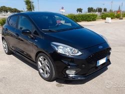 Usata 2018 Ford Fiesta ST-Line Due volumi | 12.000 € (Buon prezzo)