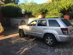 Grigio Usata 2005 Jeep Cherokee SUV | 2500 €